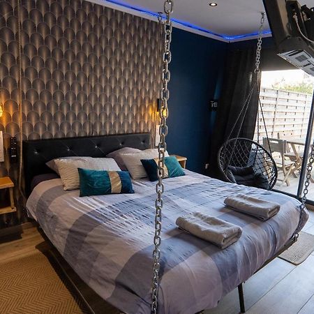 Capsule Temps Suspendu - Balneo, Home Cinema & Billard Valenciennes Exteriér fotografie