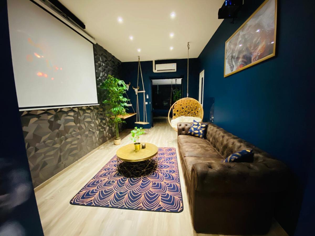 Capsule Temps Suspendu - Balneo, Home Cinema & Billard Valenciennes Exteriér fotografie