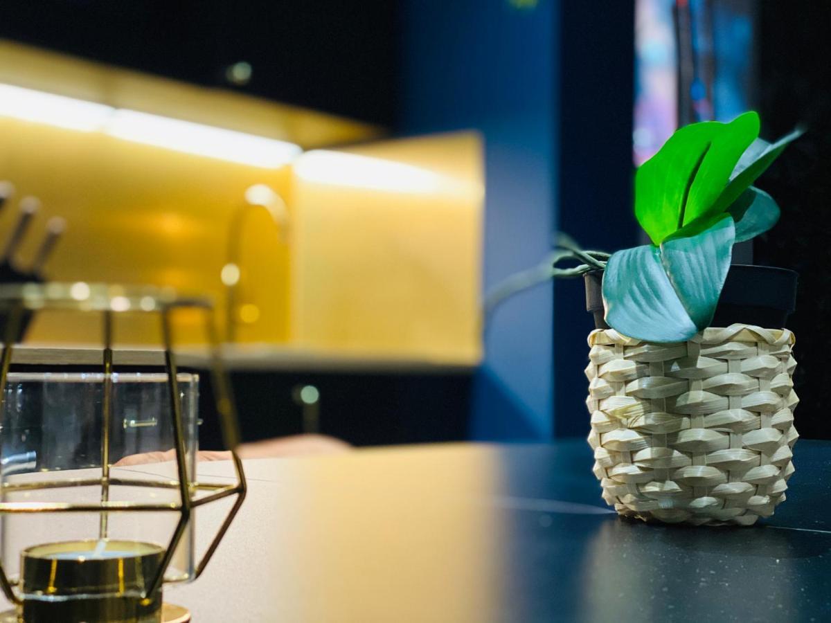Capsule Temps Suspendu - Balneo, Home Cinema & Billard Valenciennes Exteriér fotografie