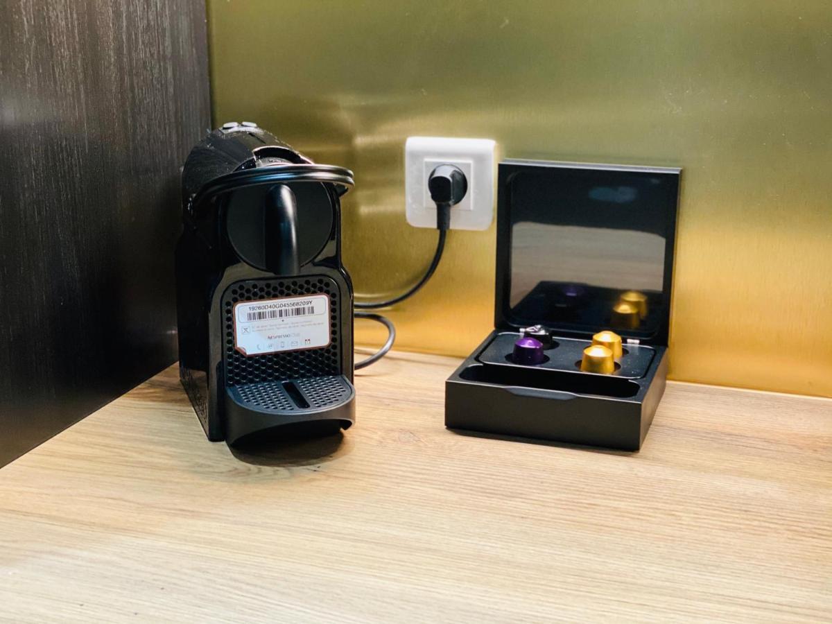 Capsule Temps Suspendu - Balneo, Home Cinema & Billard Valenciennes Exteriér fotografie