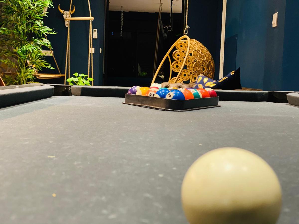 Capsule Temps Suspendu - Balneo, Home Cinema & Billard Valenciennes Exteriér fotografie