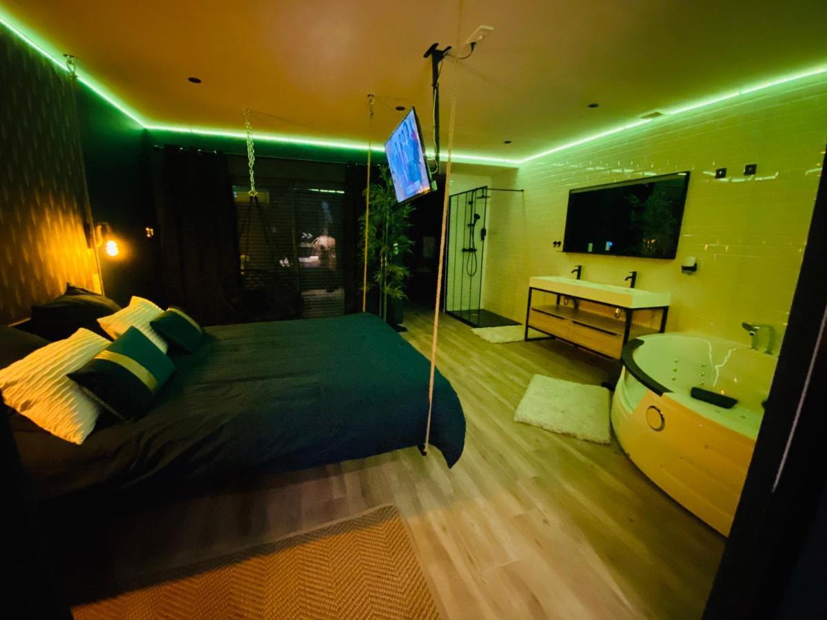 Capsule Temps Suspendu - Balneo, Home Cinema & Billard Valenciennes Exteriér fotografie